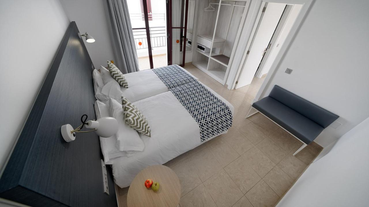 קלטה דה פוסטה Broncemar Beach Suites מראה חיצוני תמונה