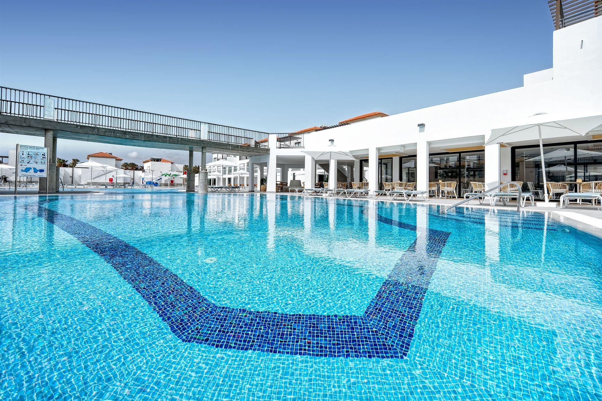 קלטה דה פוסטה Broncemar Beach Suites מראה חיצוני תמונה